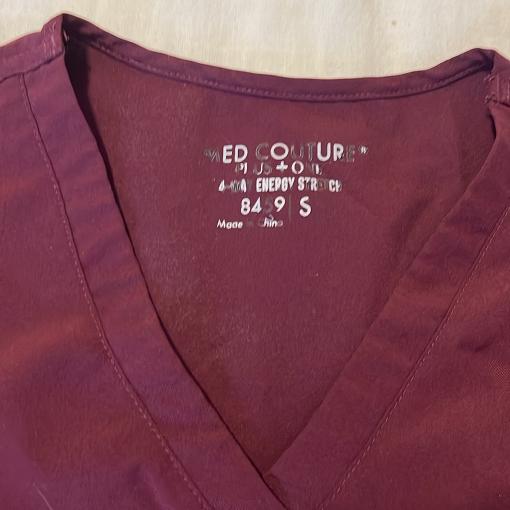 Med Couture Maternity Scrubs Wine - Picture 2 of 4